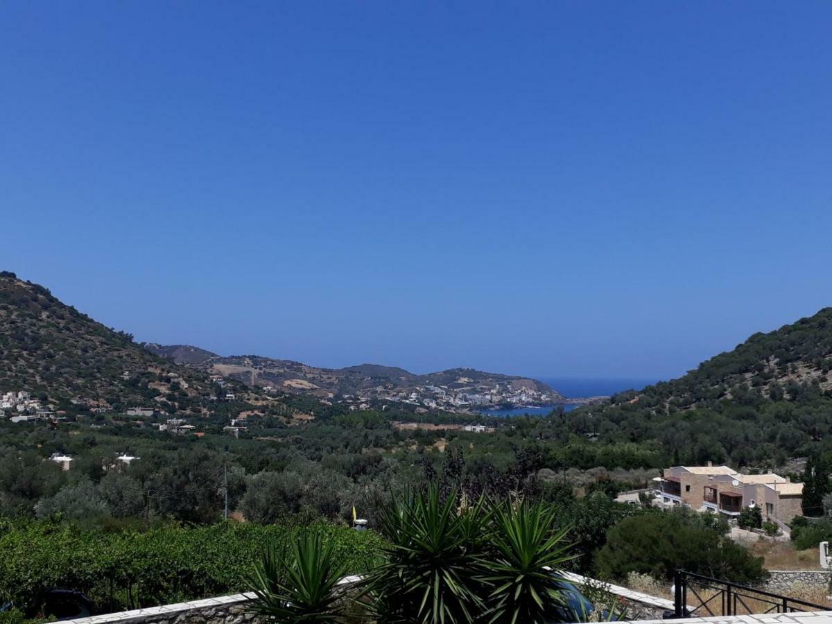 Villa Merastri Влихада Экстерьер фото