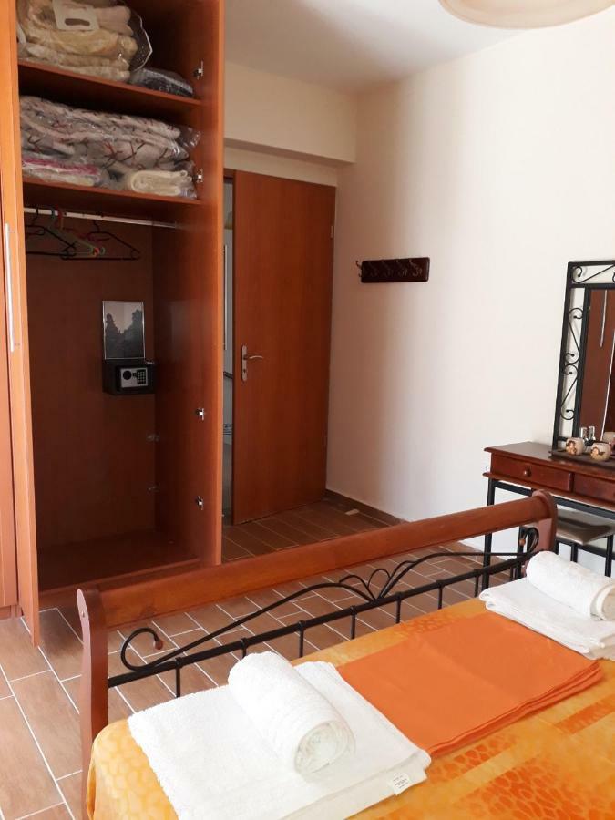 Villa Merastri Влихада Экстерьер фото
